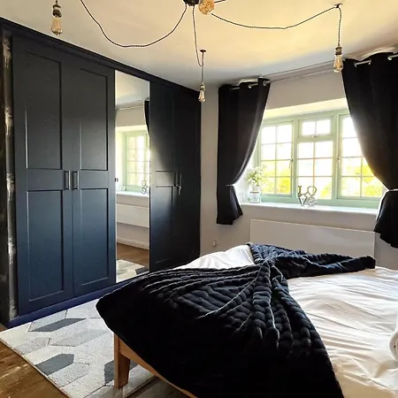 2 Bed In Leyburn G0136 *